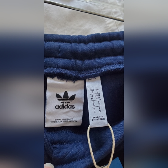 Adidas Blue warm Shorts - Picture 3 of 5